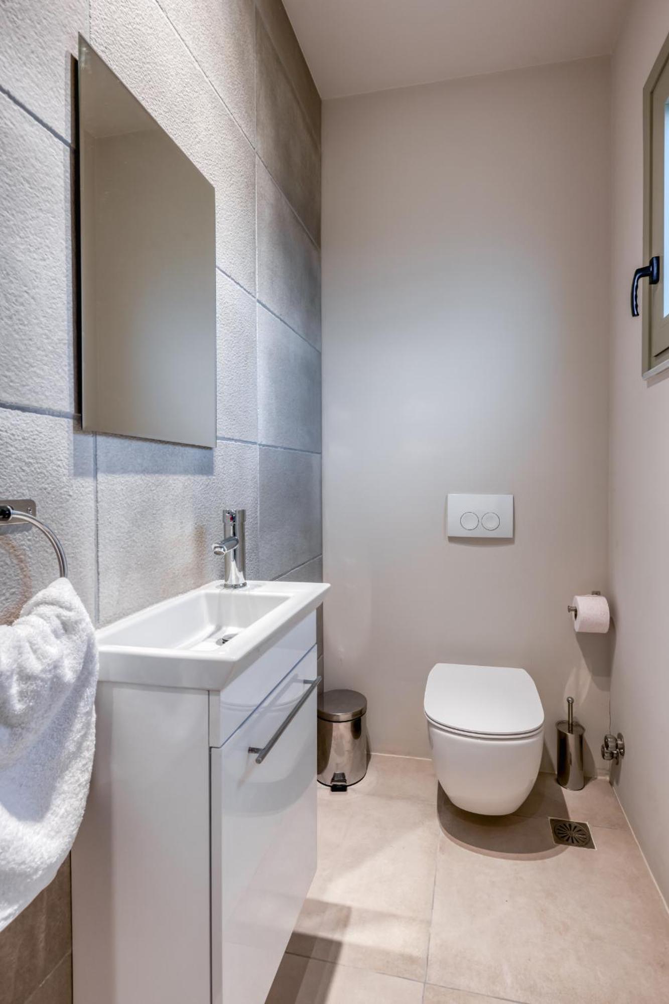 Saronis Suites Saronida エクステリア 写真